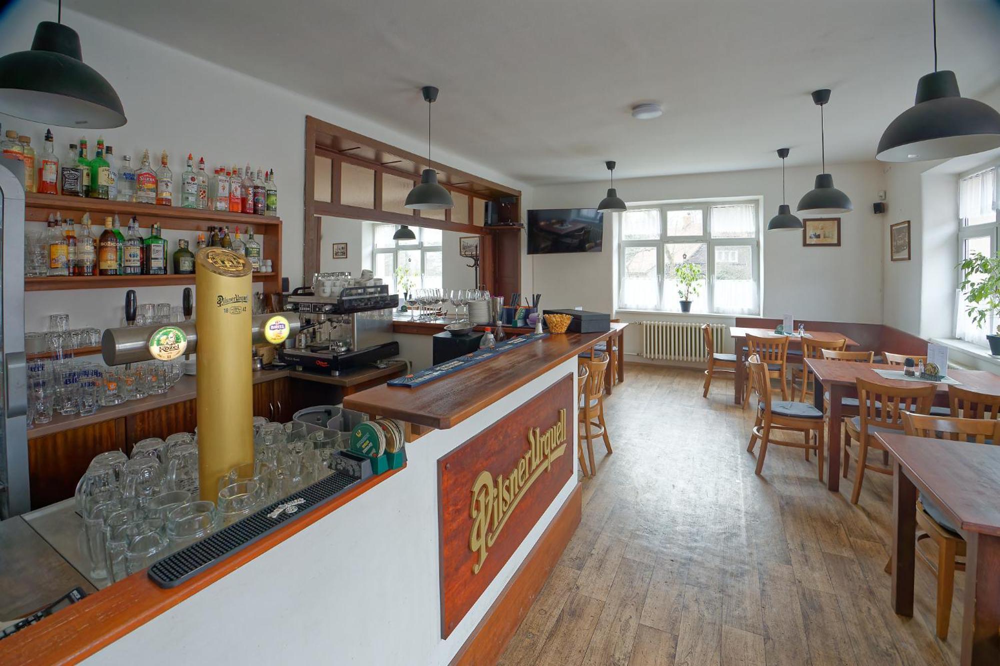 Penzion A Restaurace Na Krizovatce Polevsko Extérieur photo
